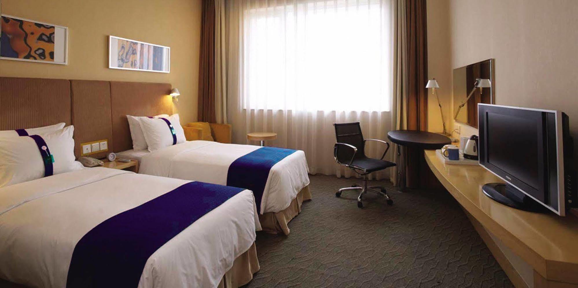 Holiday Inn Express Panjin Downtown By Ihg Exterior foto